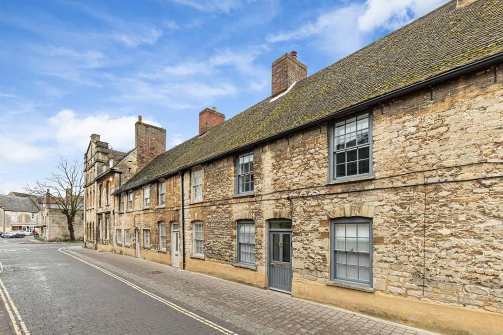 Oxfordshire Living - The Bowler Hat Cottage - Woodstock Dış mekan fotoğraf